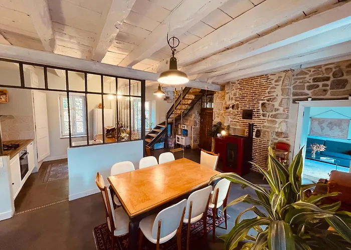 Maison Albuconis 3 Chambres 150M2 Jolie Terrain Et Grande Terrasse En Centre Ville