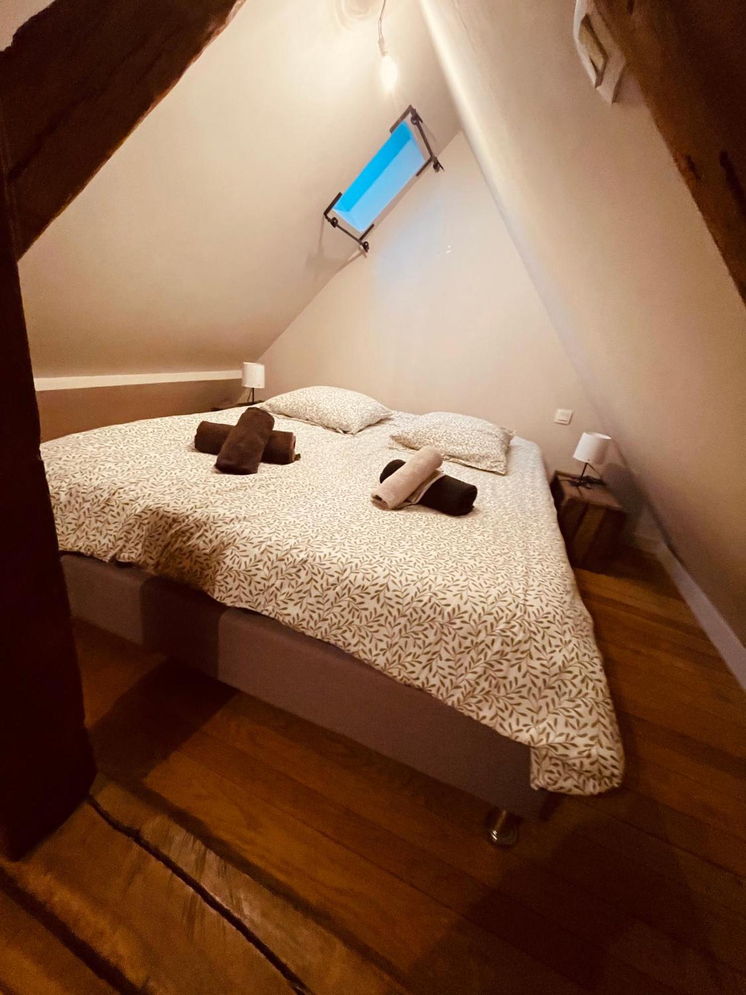 Maison Albuconis 3 150m2 Jolie Terrain Et Grande Terrasse En Centre * Aubusson (Creuse)